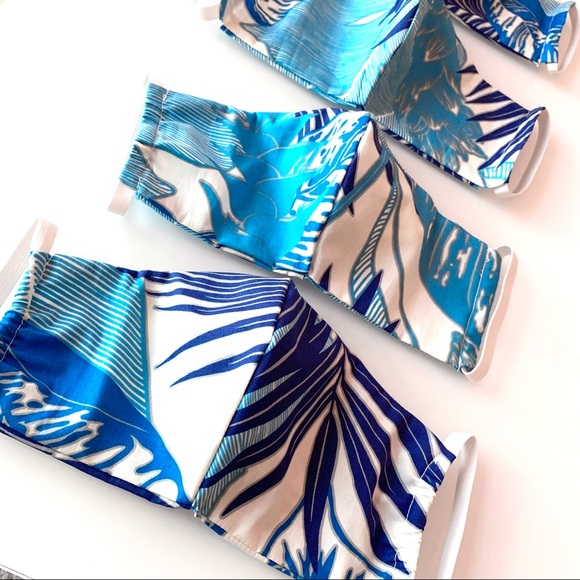 🚫SOLD! Filter Pocket Face Mask - Picture 2 of 4